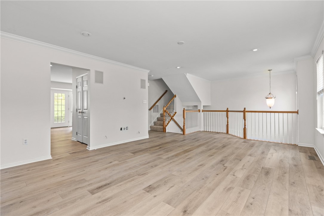 106 Broadstone Dr