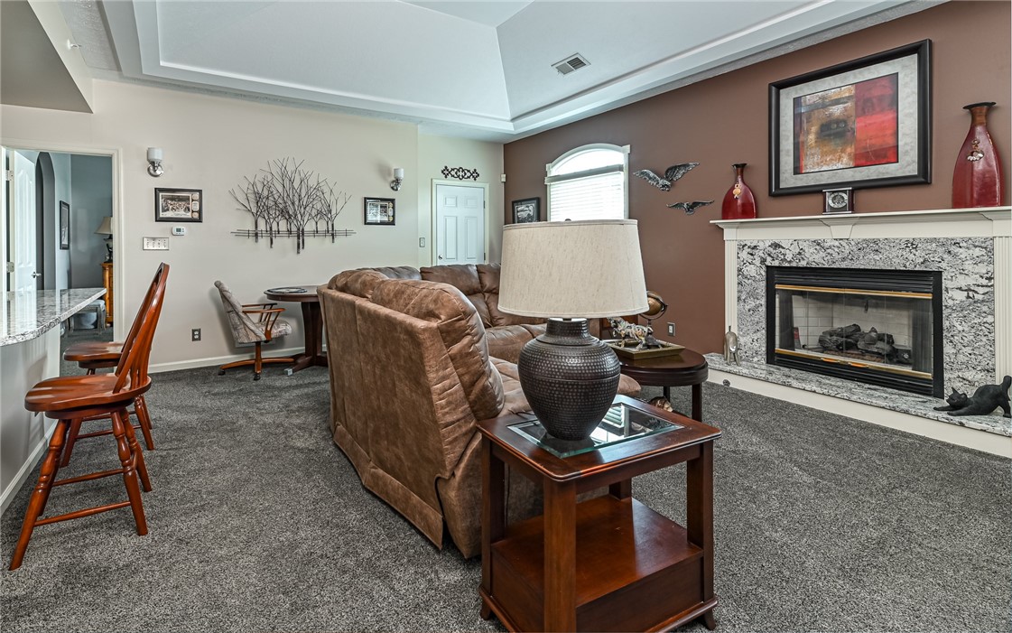 208 Adams Pointe Blvd 6