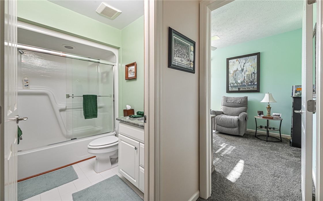 208 Adams Pointe Blvd 6