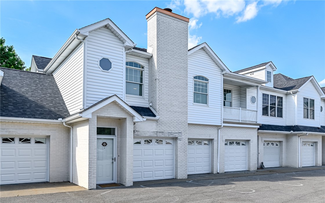 208 Adams Pointe Blvd 6