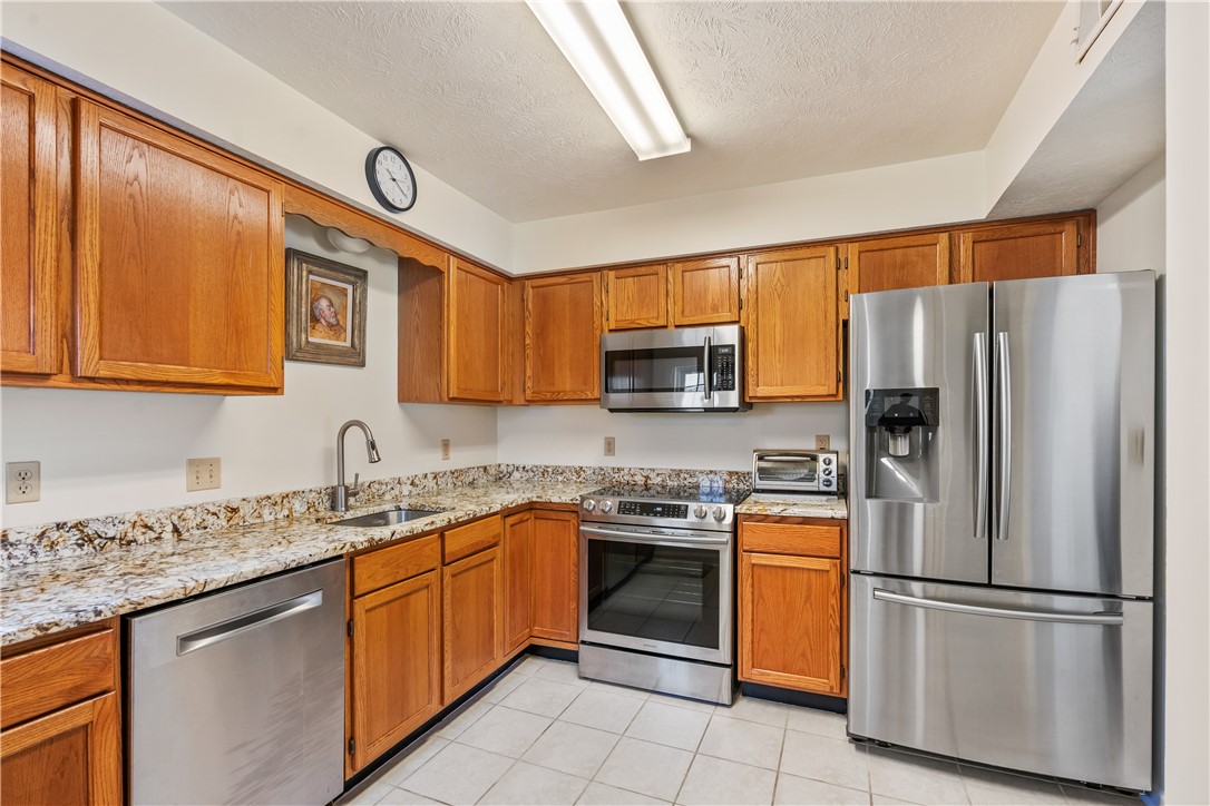 252 Huckleberry Ct