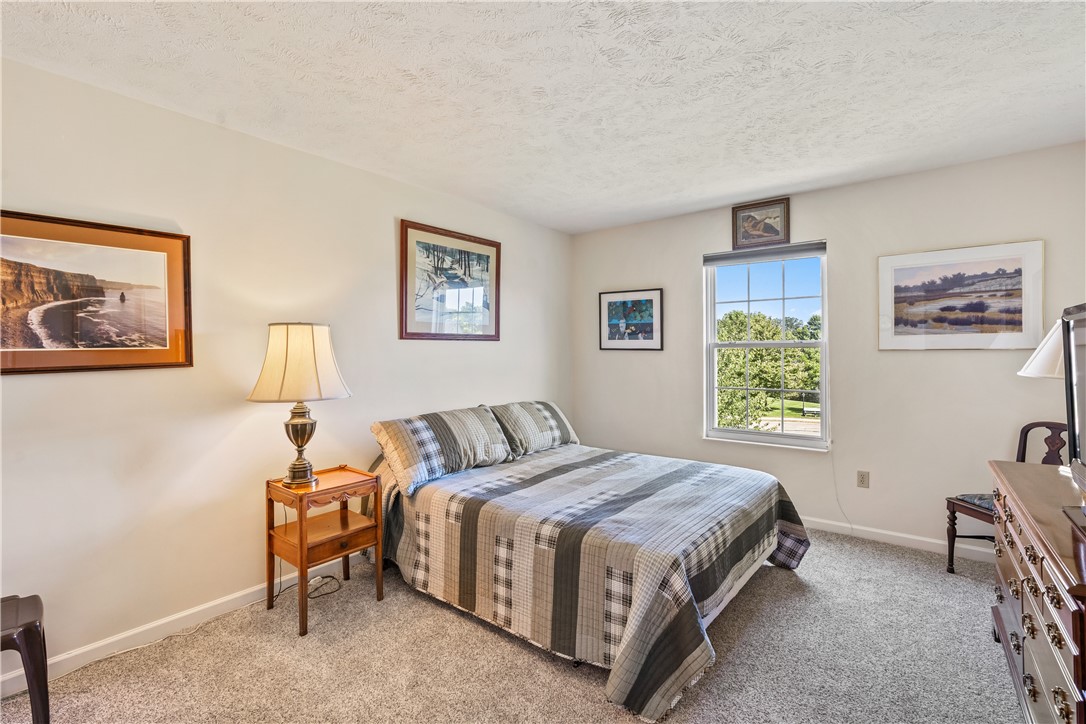 252 Huckleberry Ct
