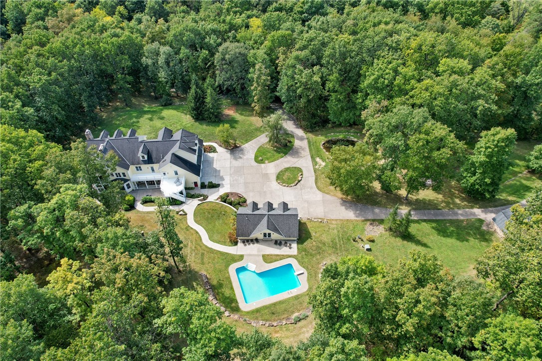 161 Pine Hill Way