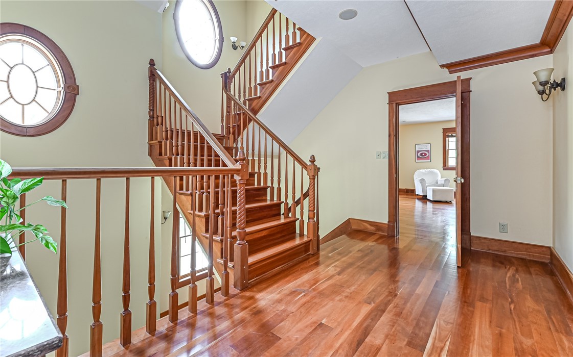 161 Pine Hill Way