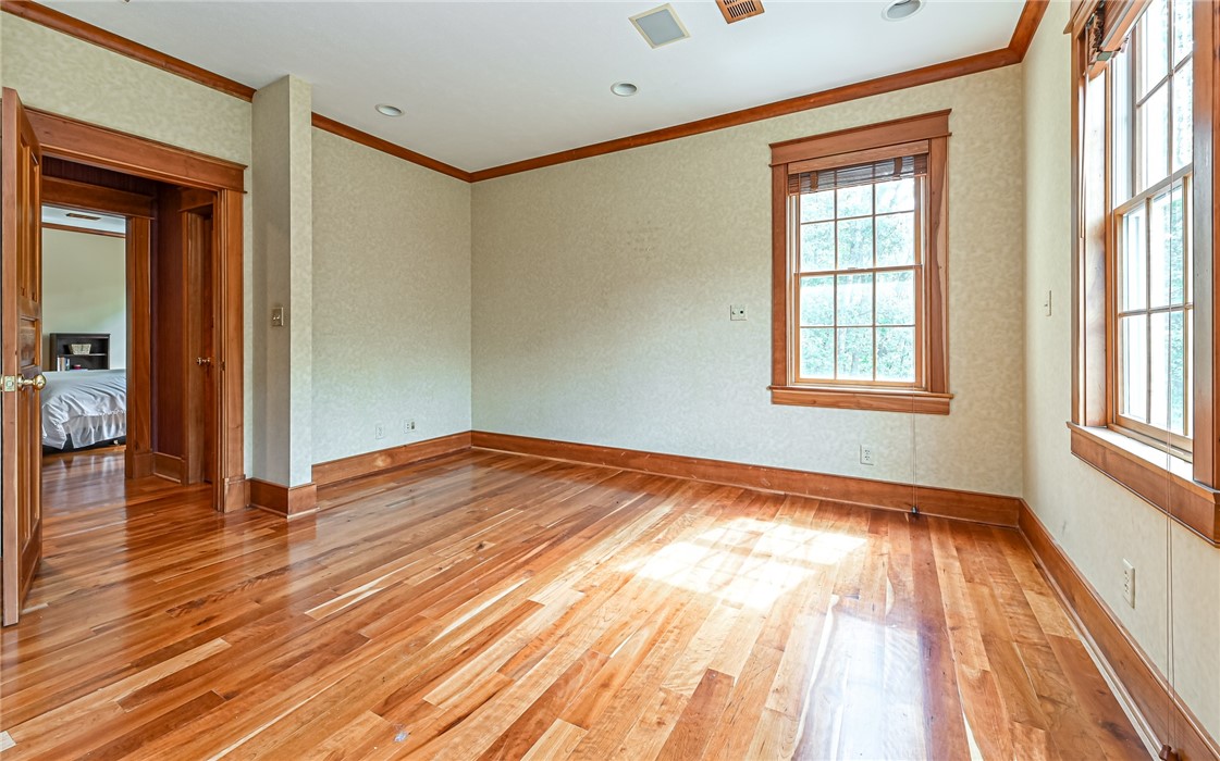 161 Pine Hill Way