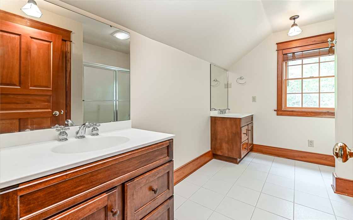 161 Pine Hill Way