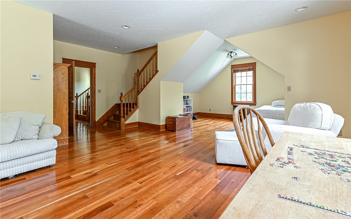 161 Pine Hill Way