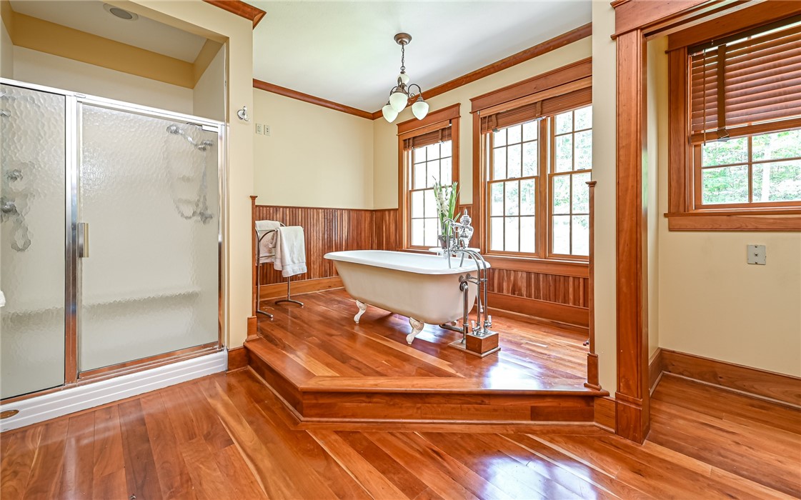161 Pine Hill Way