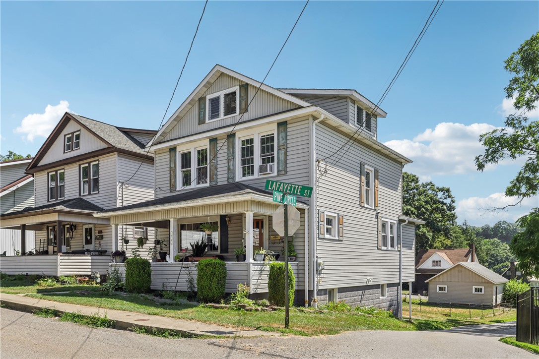 612 Lafayette St