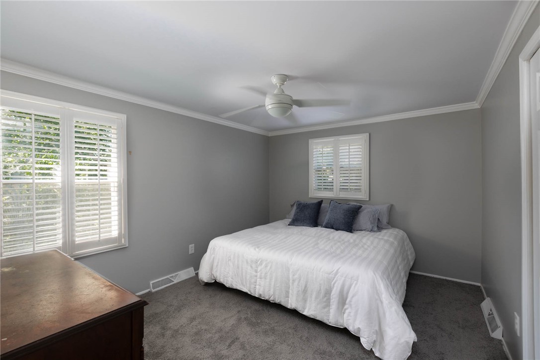 1910 Overland Ct