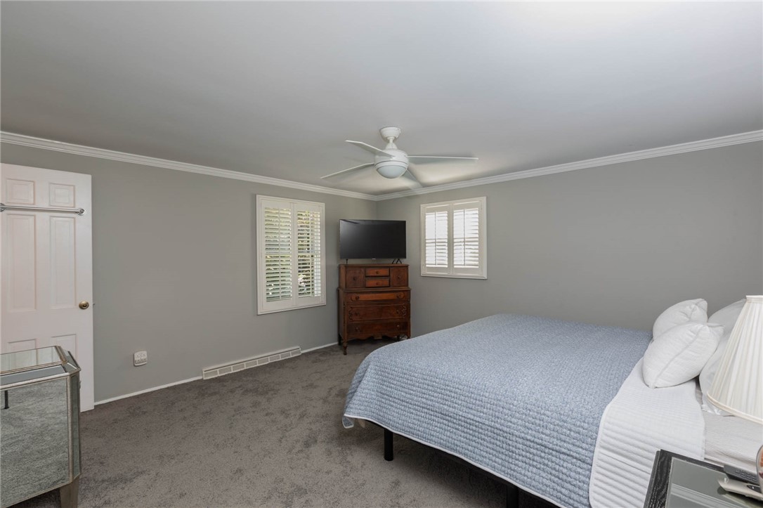 1910 Overland Ct