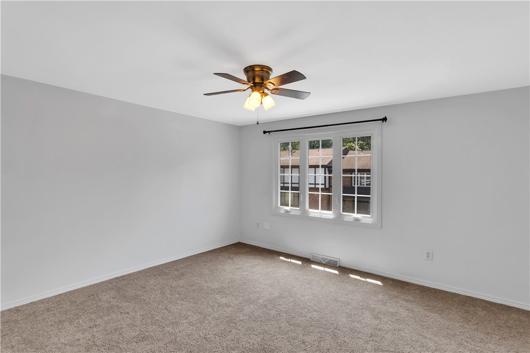 337 Woodbridge Dr