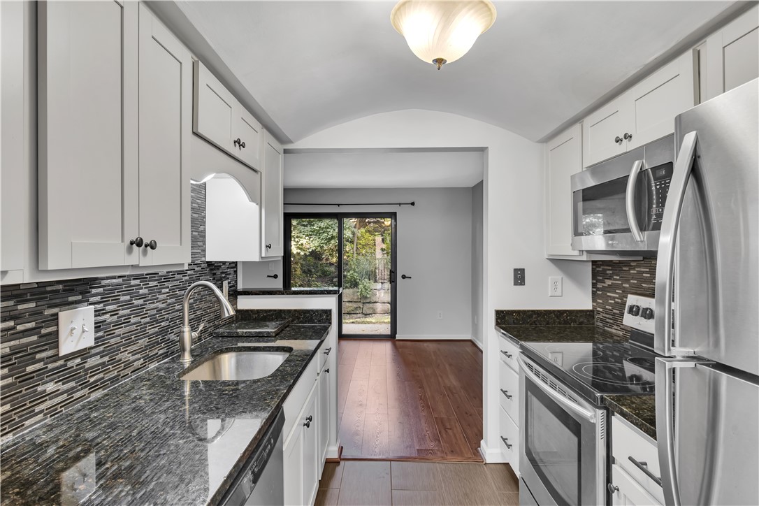 337 Woodbridge Dr