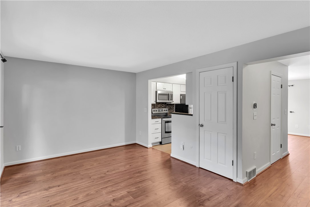 337 Woodbridge Dr