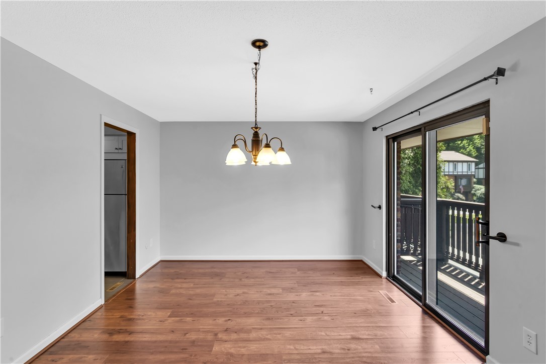 337 Woodbridge Dr