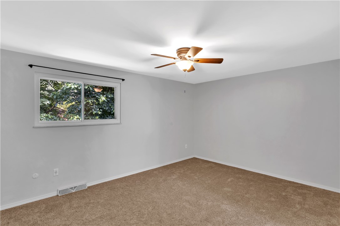 337 Woodbridge Dr