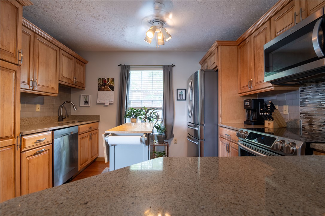 1404 Timberglen Dr