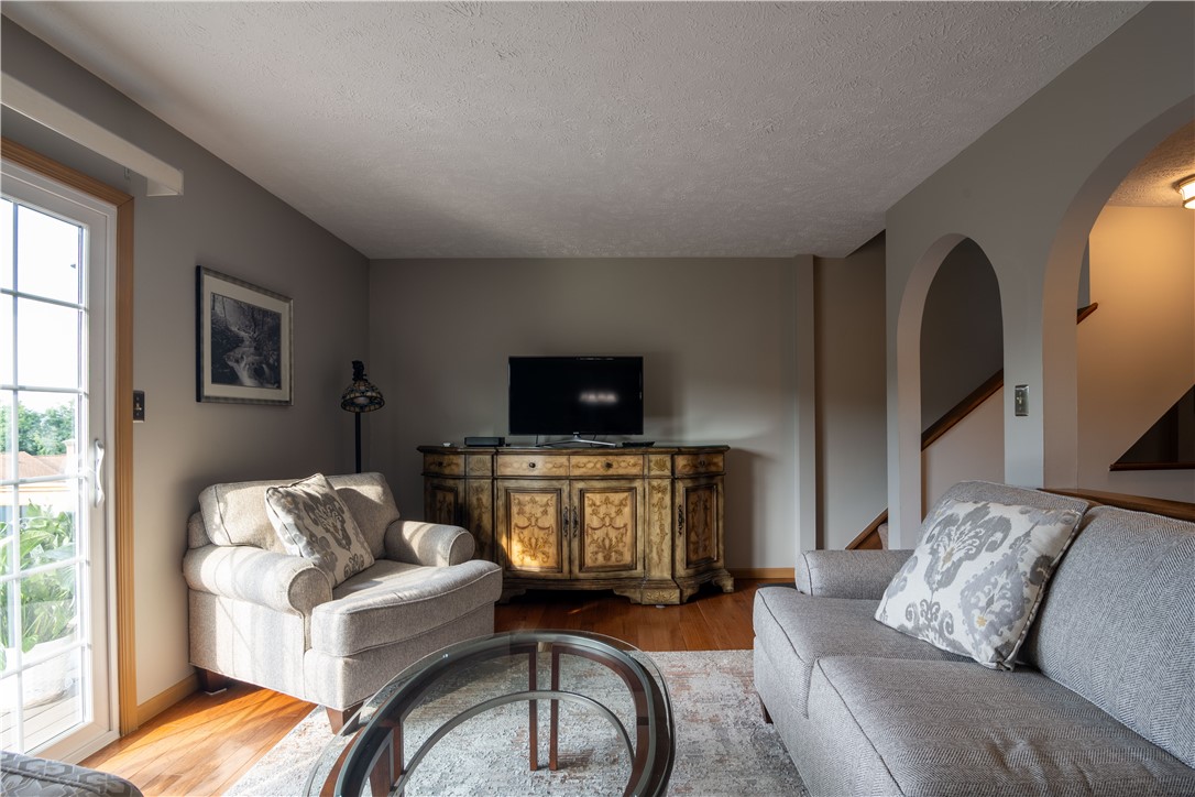 1404 Timberglen Dr