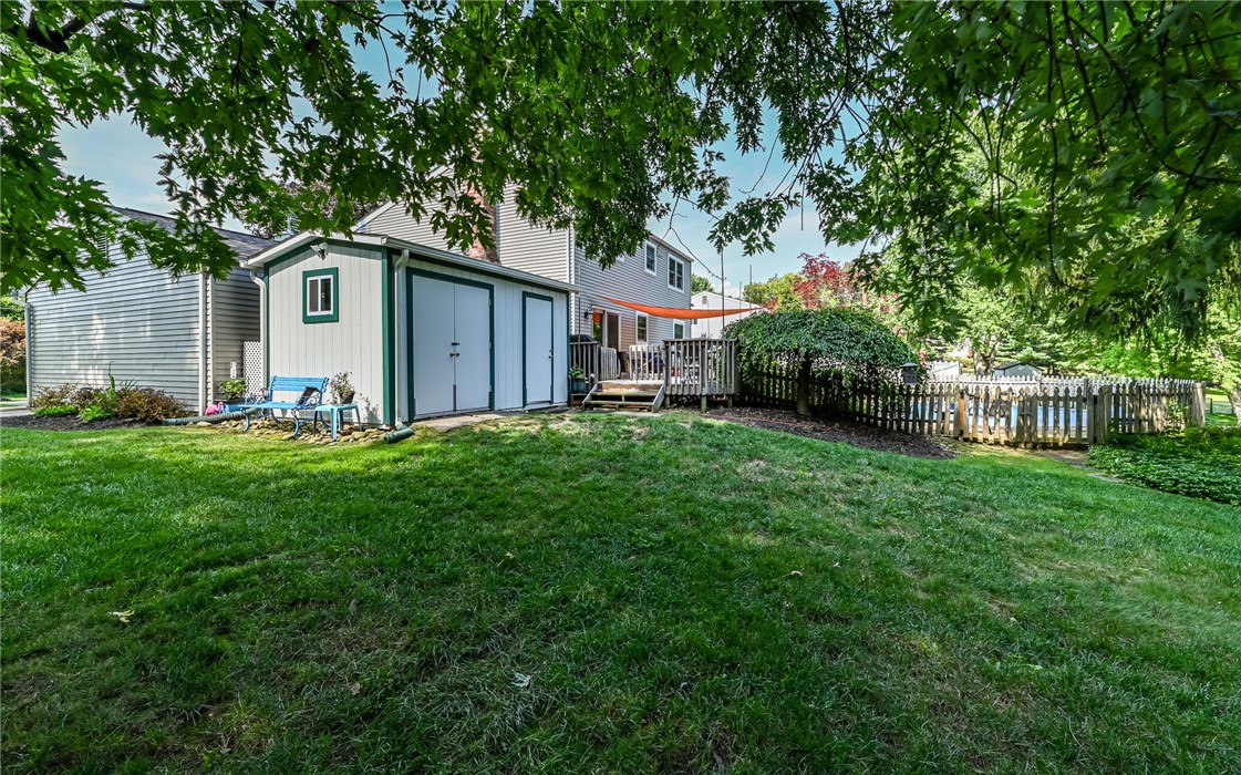 1523 Mountainview Dr