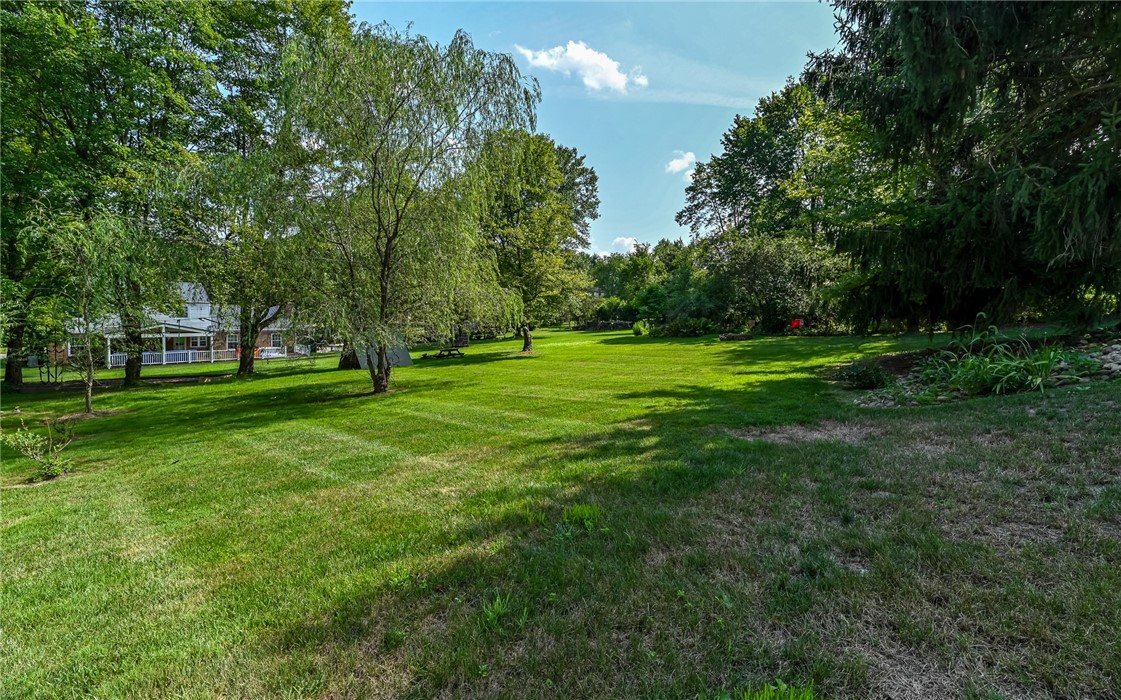 1523 Mountainview Dr