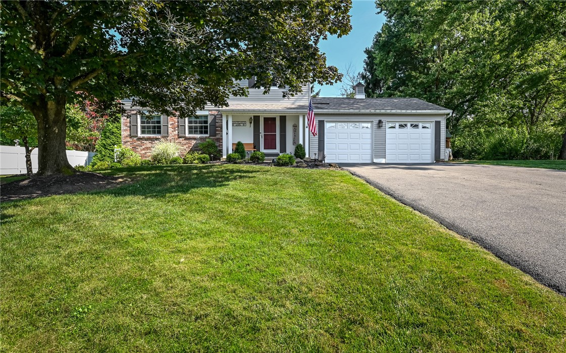 1523 Mountainview Dr