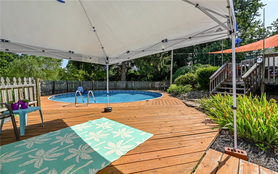 1523 Mountainview Dr
