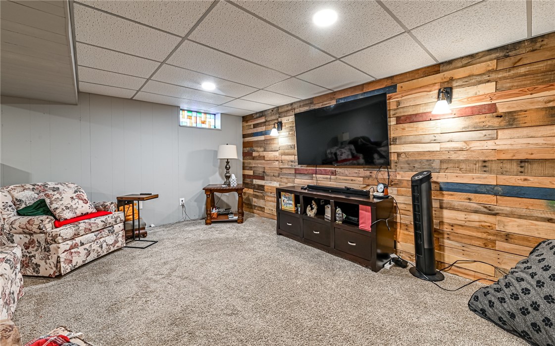 1523 Mountainview Dr