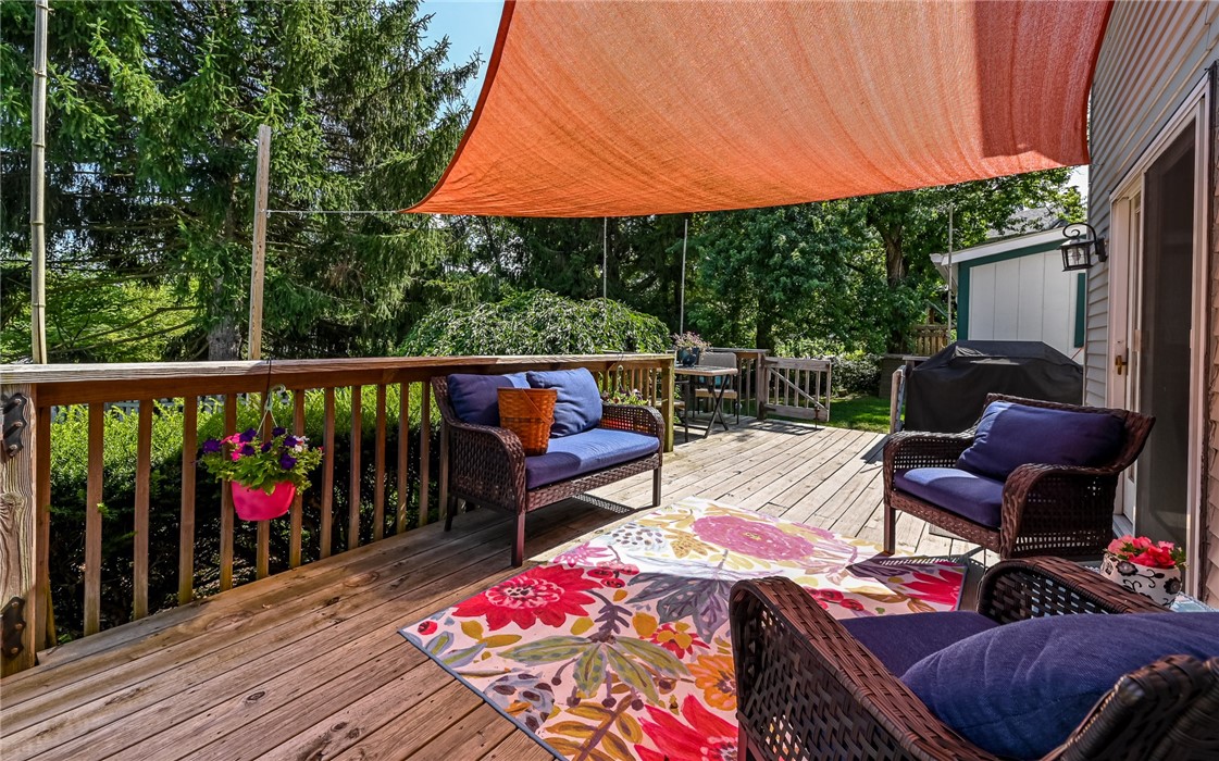 1523 Mountainview Dr