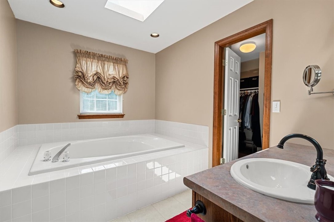 204 Salt Works Rd
