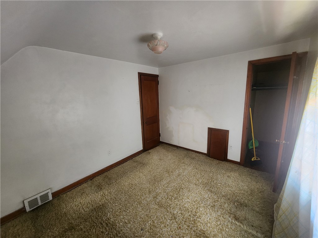 3337 Kaufmann Ave