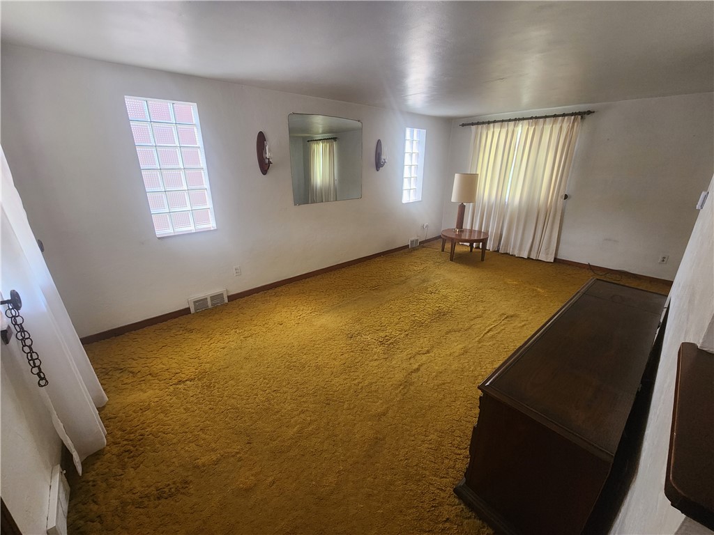 3337 Kaufmann Ave