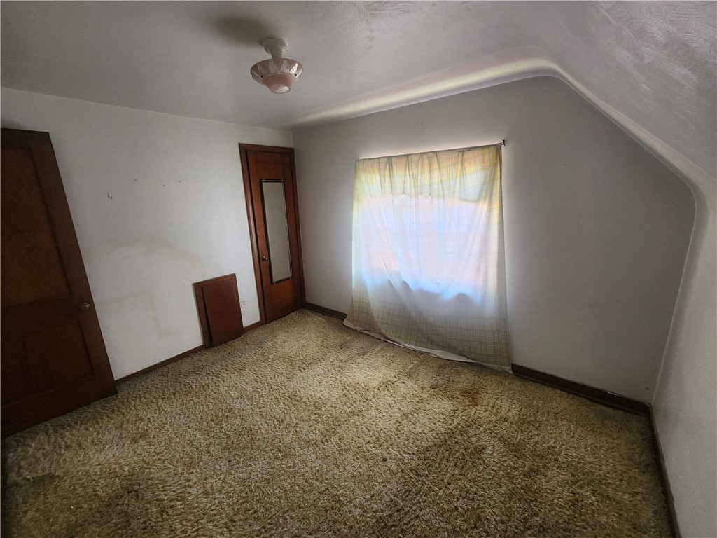 3337 Kaufmann Ave