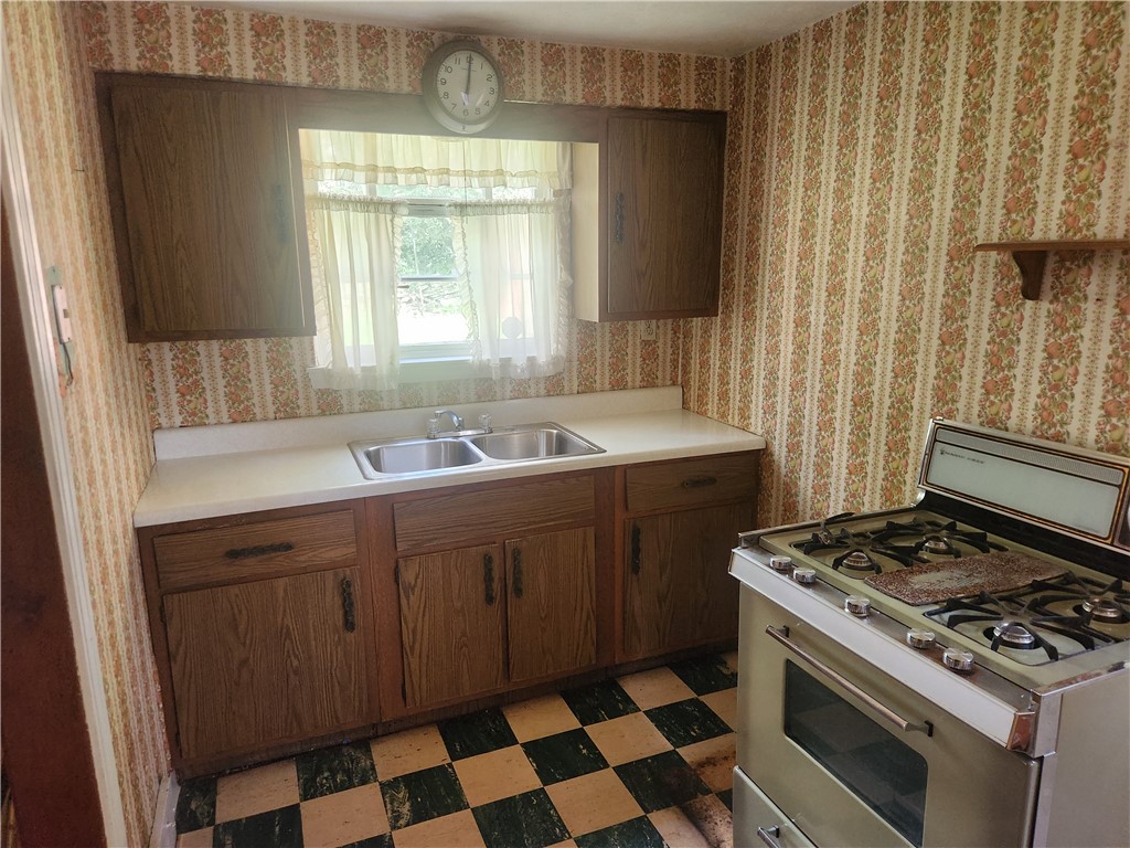 3337 Kaufmann Ave