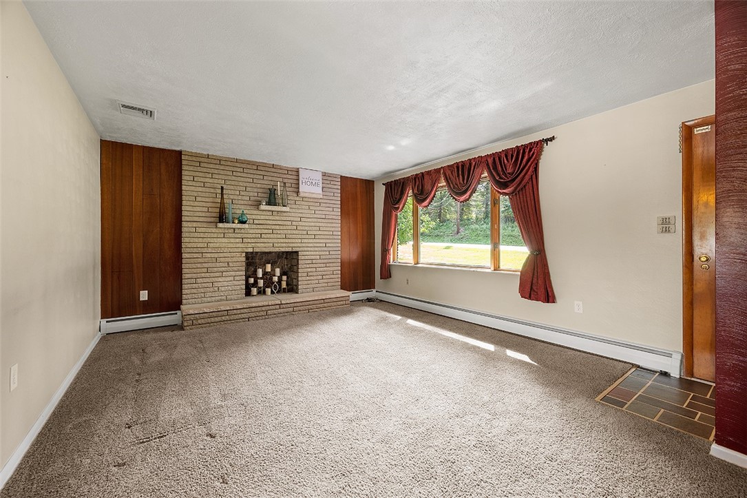 632 Sandy Hill Rd