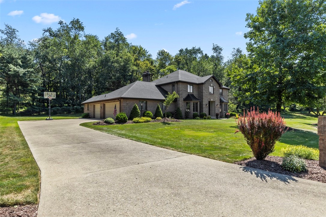 4566 DOGWOOD DR