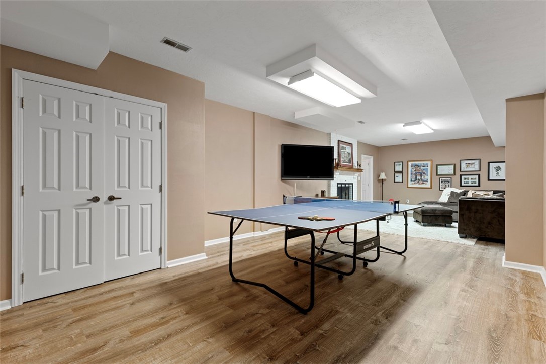 4566 DOGWOOD DR