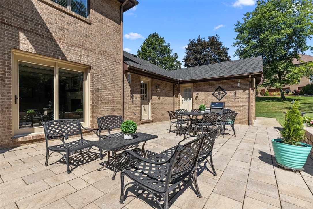 4566 DOGWOOD DR