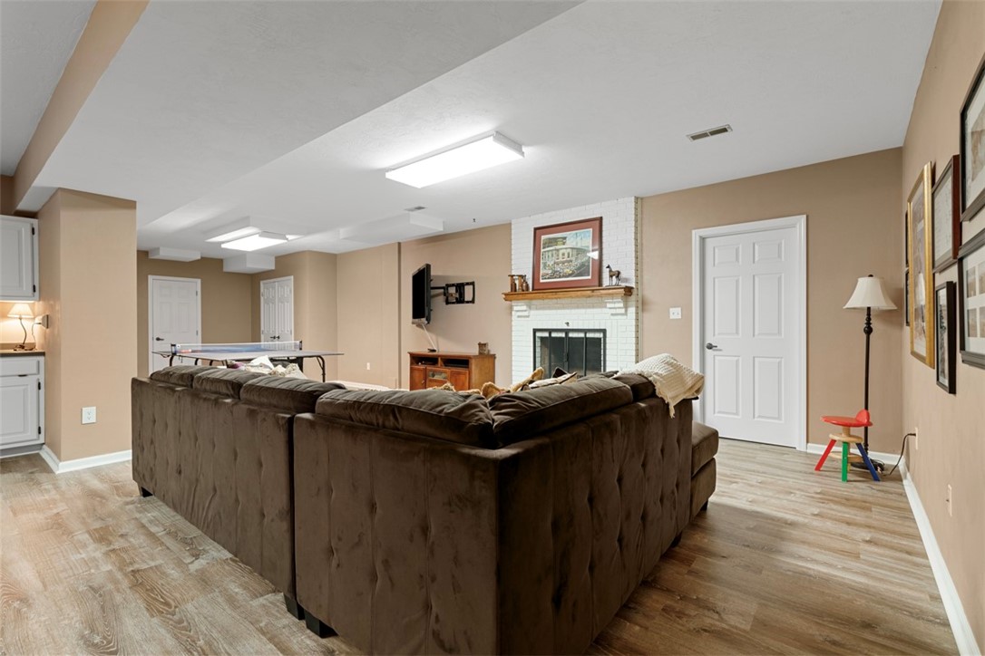 4566 DOGWOOD DR