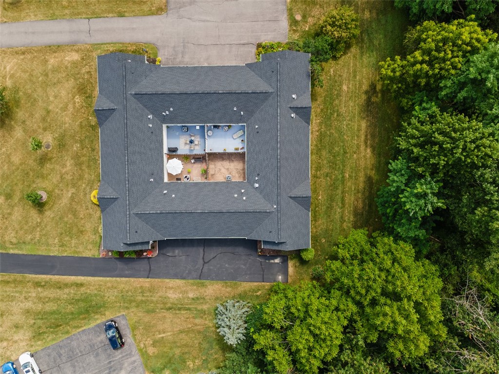 112 Strawberry Lane