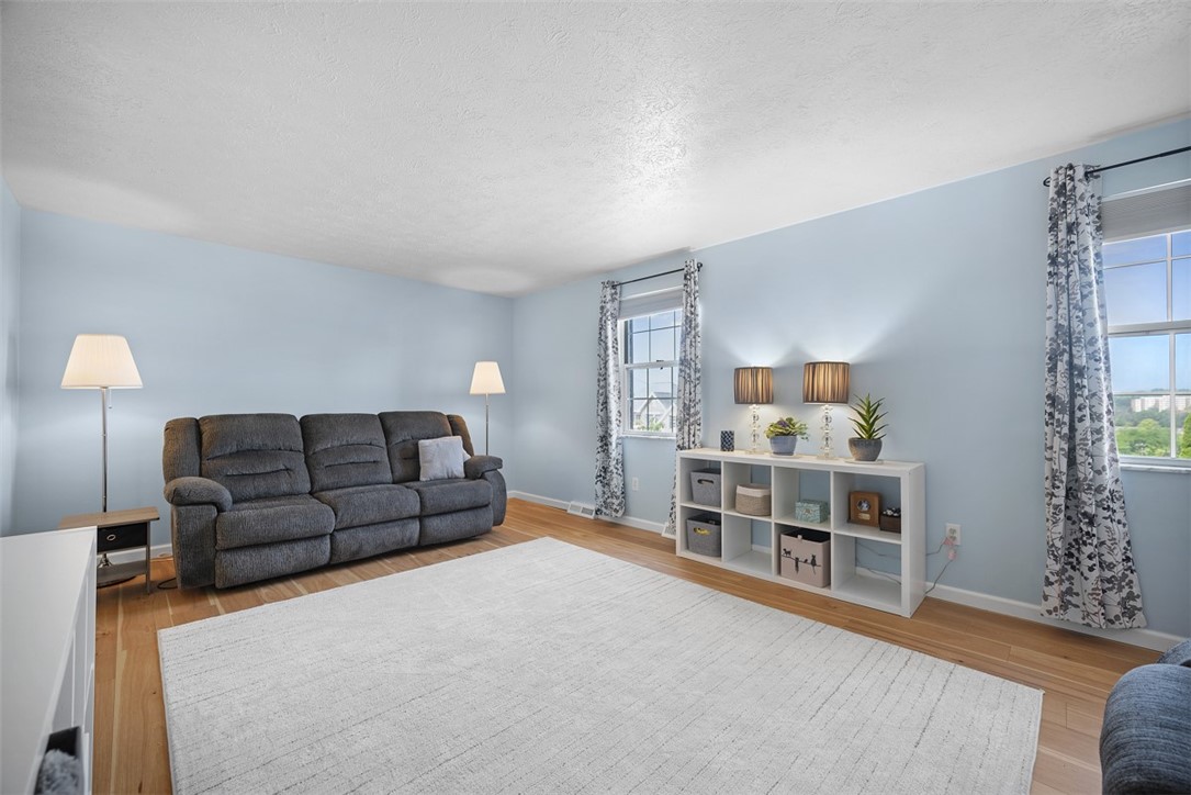 508 Woodland Rd