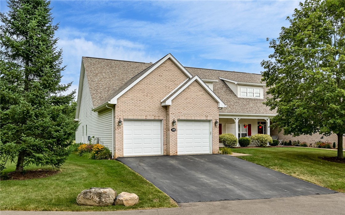 100 Heron Ln