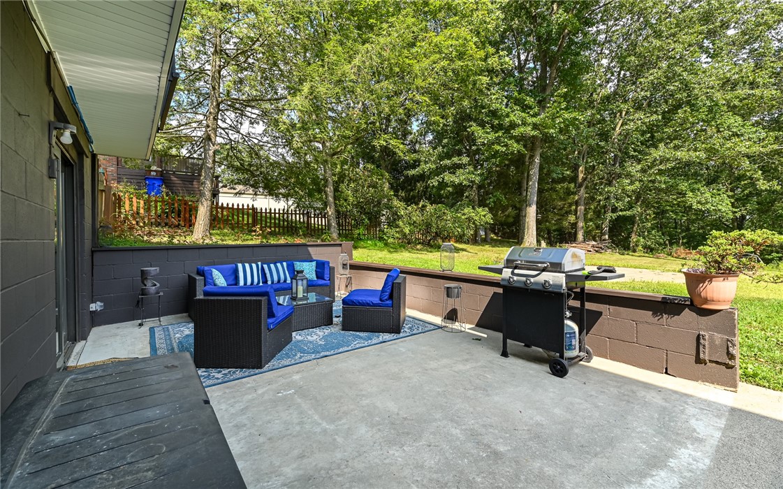 5390 Hardt Rd
