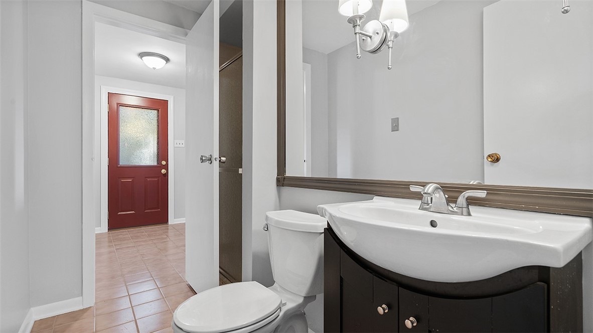 123 Oxbridge Dr