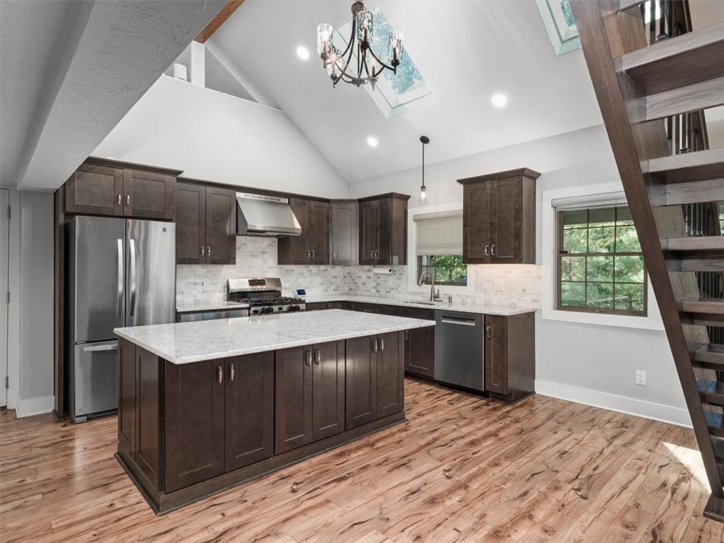 336 Crystal Springs Rd