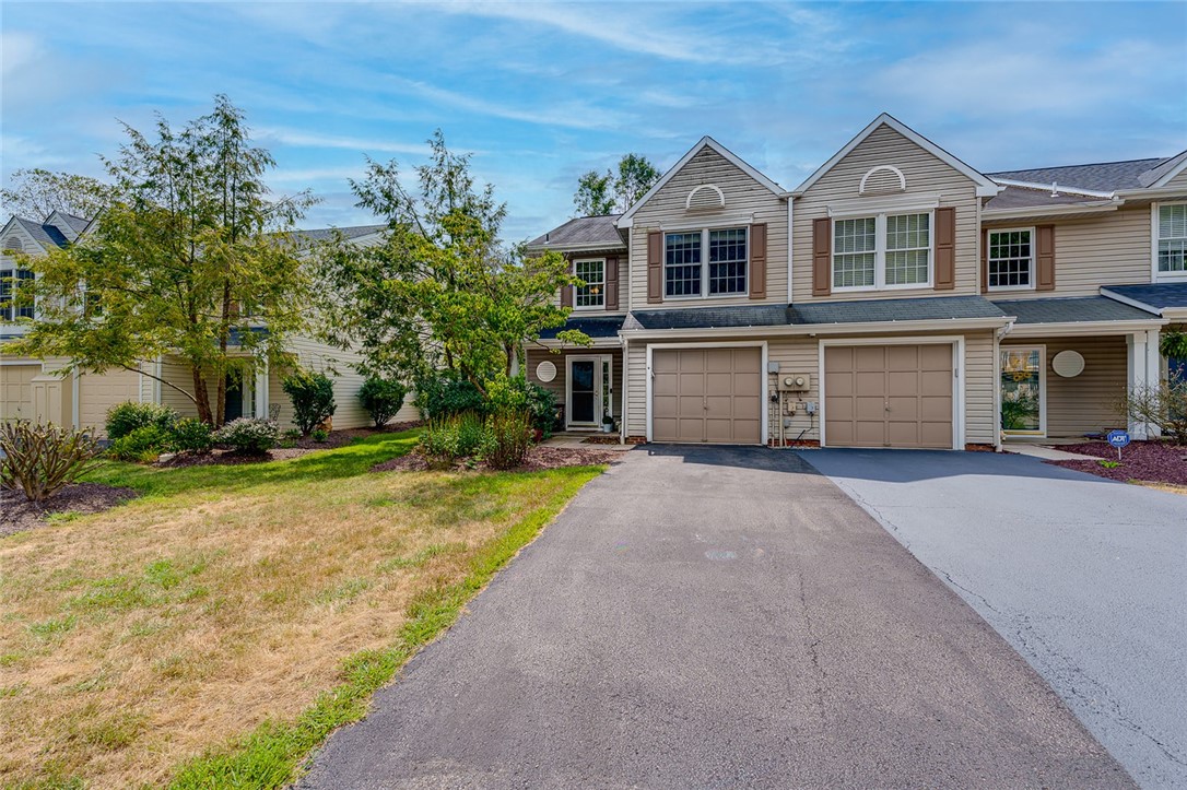 214 Commons Dr