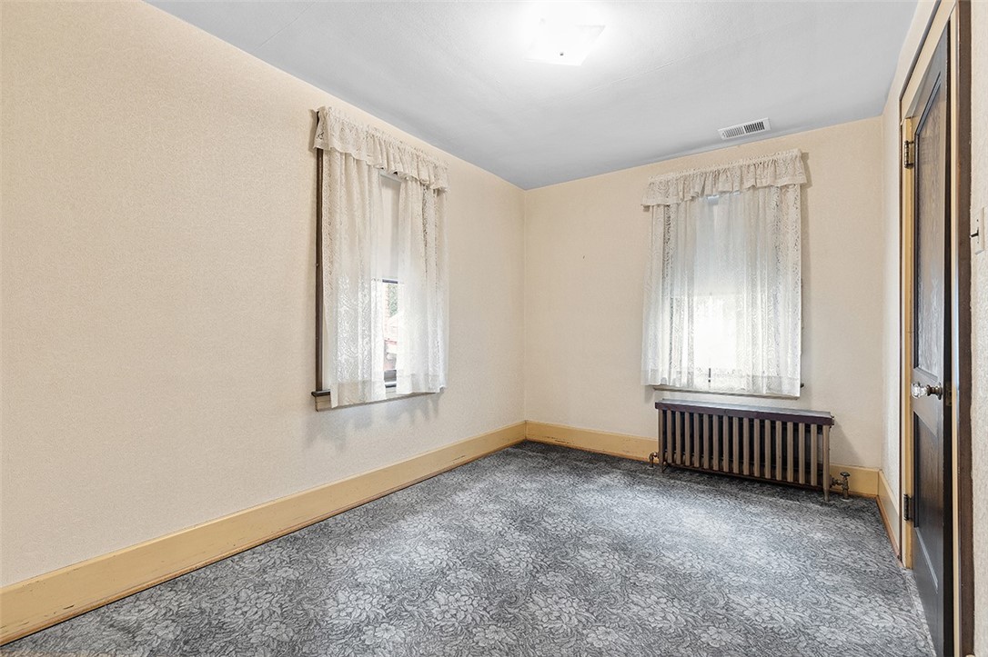 552 Halcomb Ave