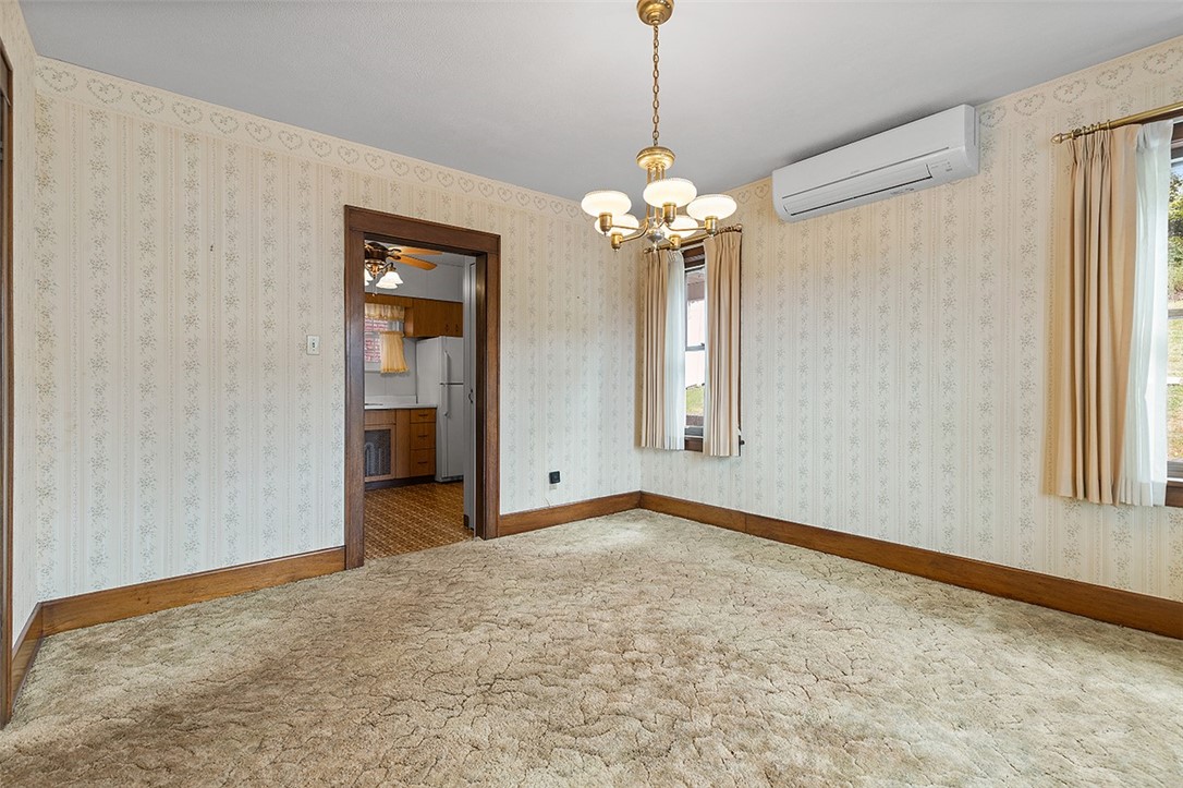 552 Halcomb Ave