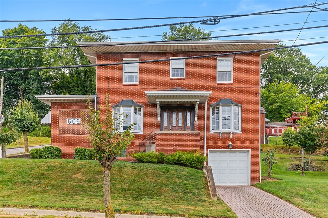 602 Halcomb Ave