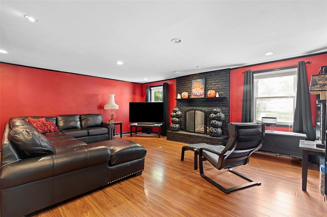 708 Mica Dr
