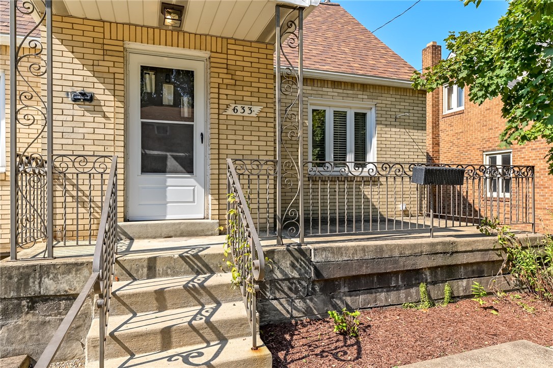 633 Roosevelt Ave